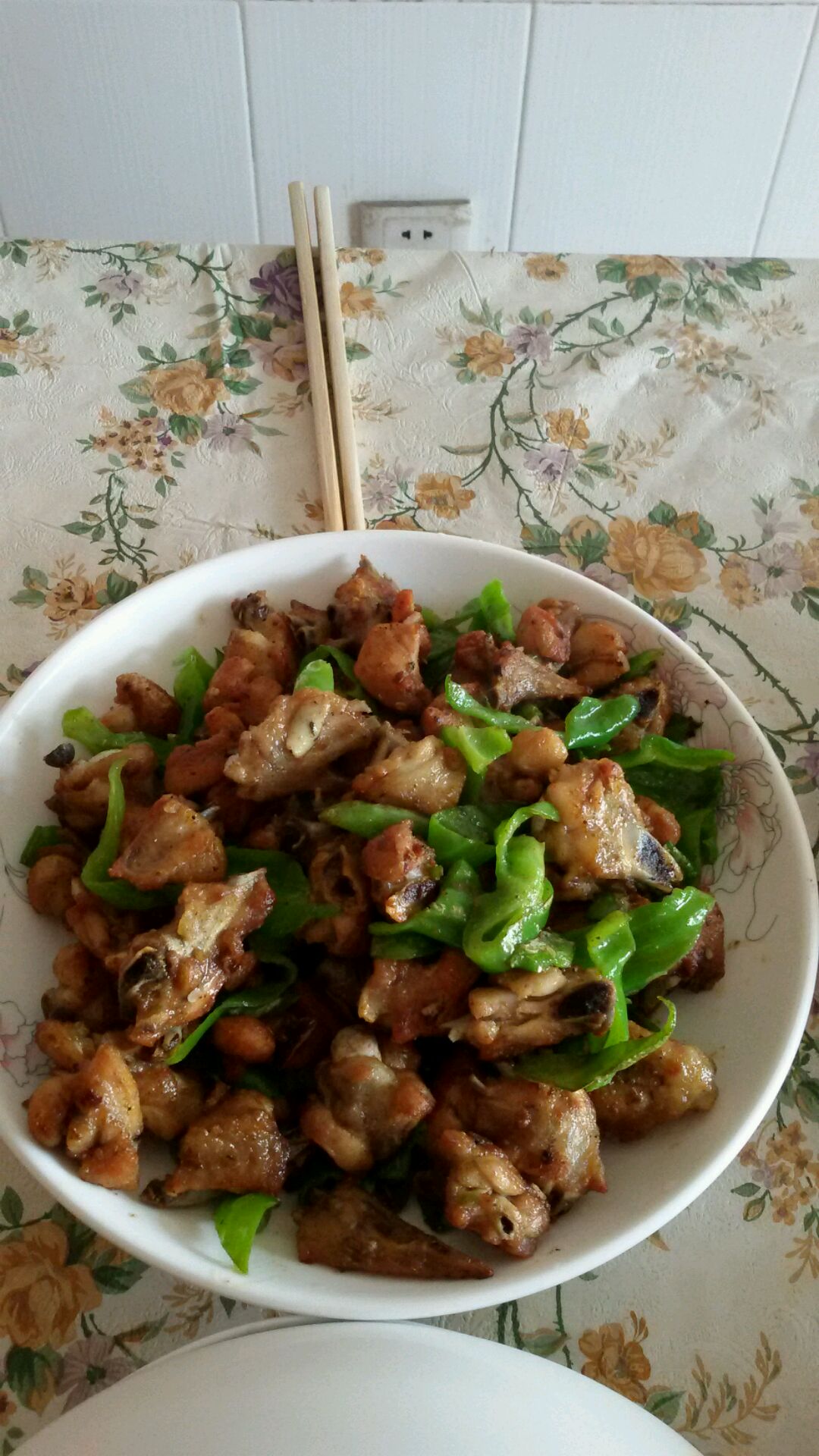 美食分享，😋干锅鸡翅的做法～ - 知乎