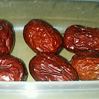 莲子红枣雪耳糖水的做法图解1