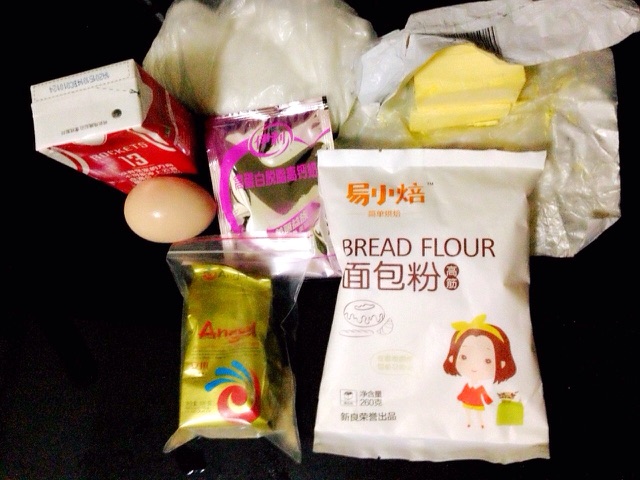 爱上易小焙从(花朵面包)开始的做法图解1