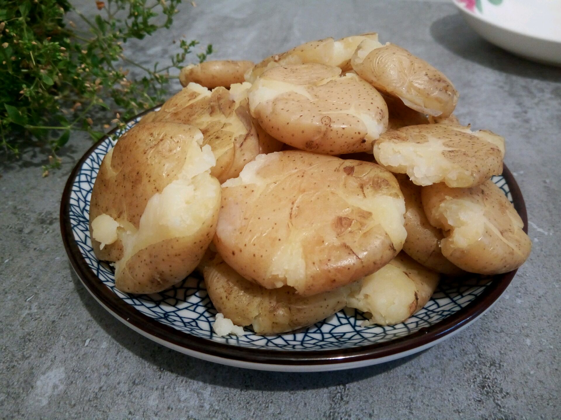 韩式土豆饼怎么做_韩式土豆饼的做法_豆果美食