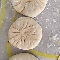 芹菜牛肉馅饼的做法图解5