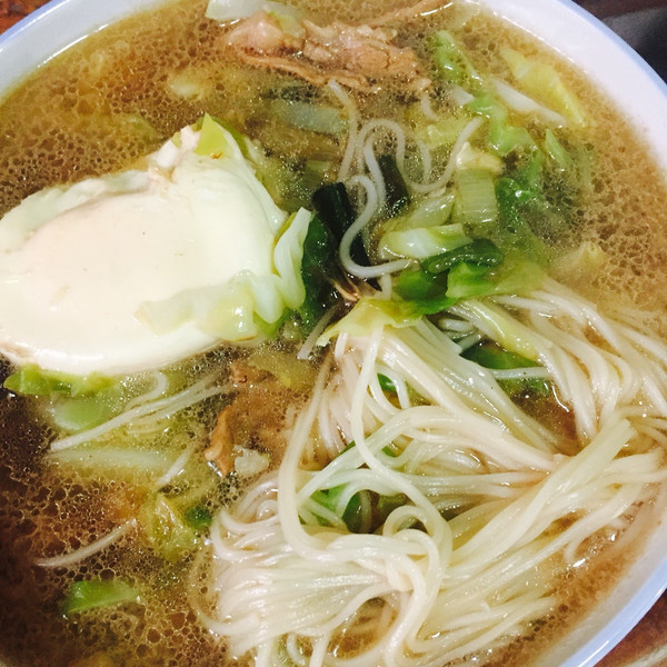 包心菜肉丝面