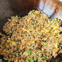 【菁选酱油试用】酱油炒饭的做法图解10