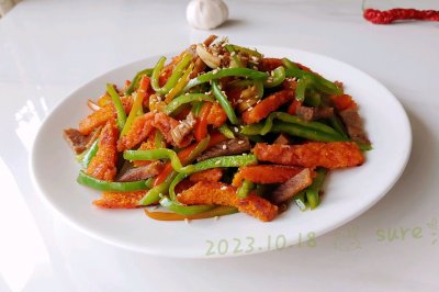 蒜辣椒炒鸡肉排