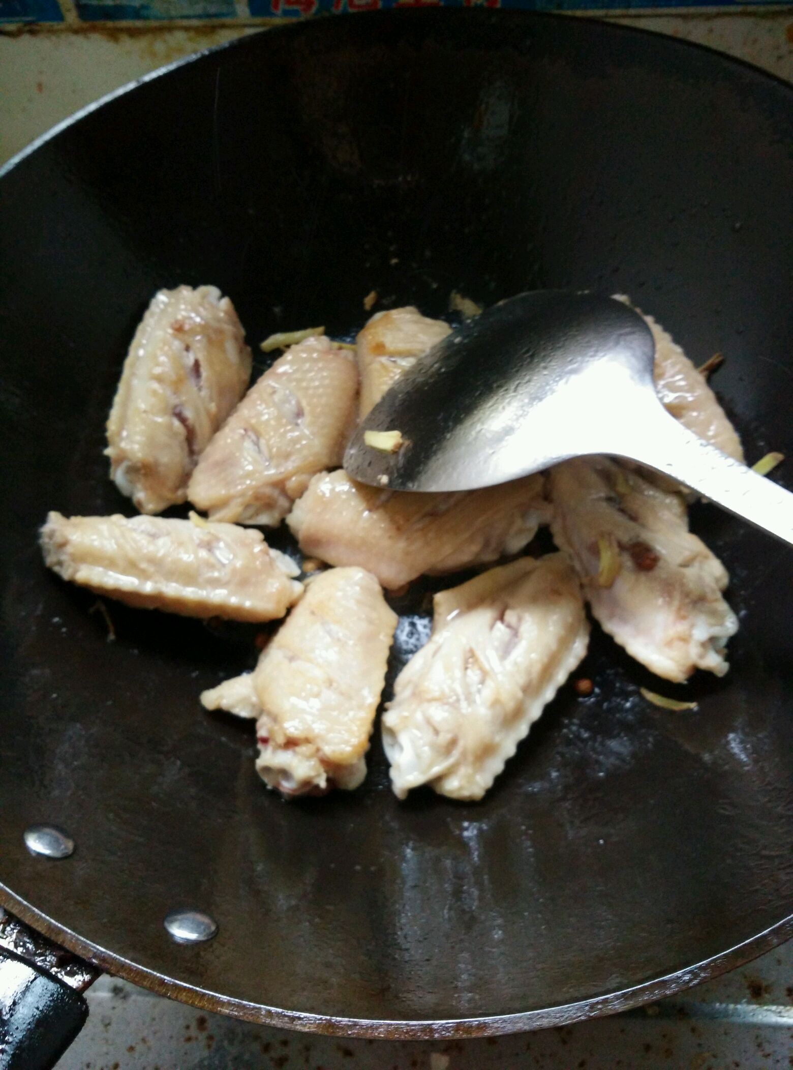 火锅底料版家庭香辣鸡翅煲‼️简单又好吃 - 哔哩哔哩
