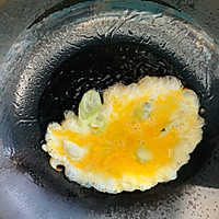 #餐桌上的春日限定#西红柿鸡蛋烩金针菇的做法图解3
