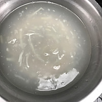 土豆汁的做法图解1