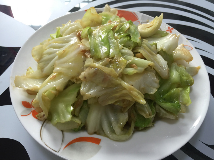 呛炒圆白菜的做法