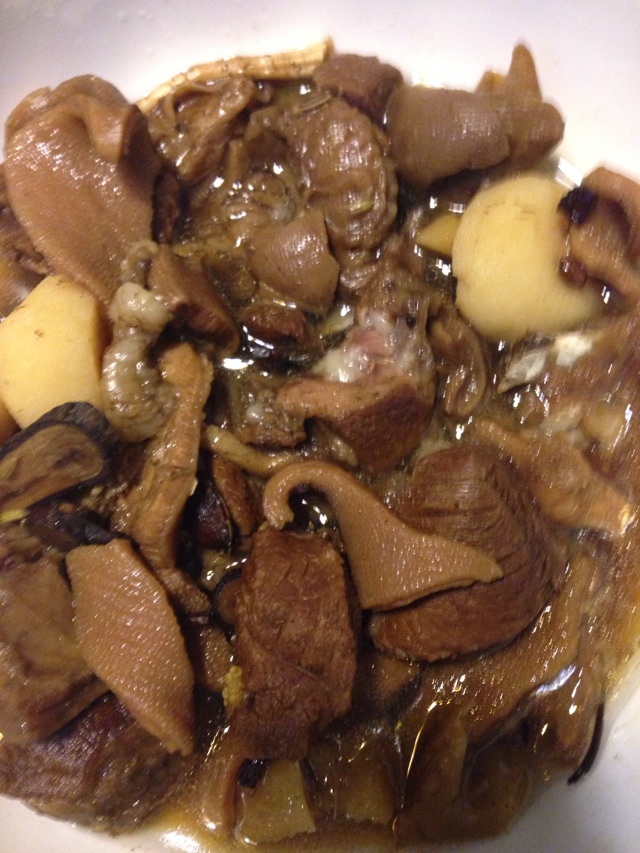 客家燜羊肉