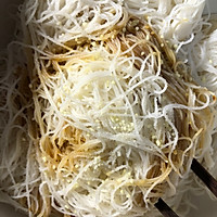 菜心炒粉干的做法图解1