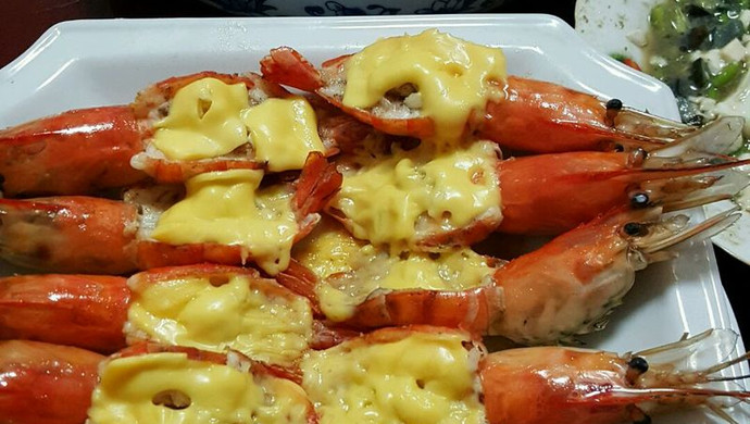 蒜蓉芝士焗大虾
