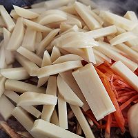 #吃出健康，解决假胖#荠菜肉丝黄米稞的做法图解7