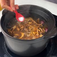 菌菇鸽子汤的做法图解8
