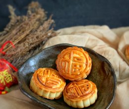 香甜软糯豆沙月饼的做法
