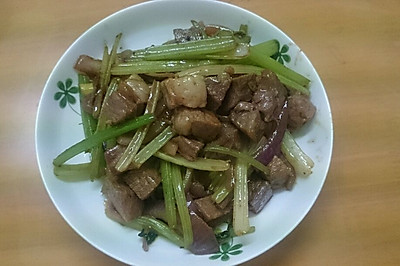 蚝油牛肉粒