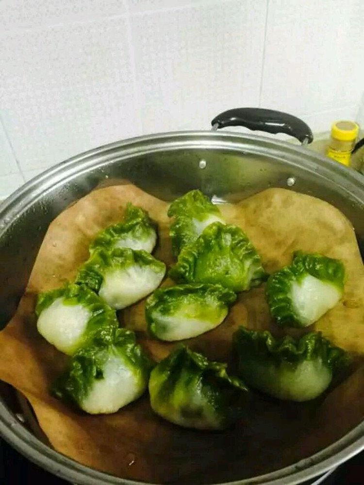 翡翠白菜饺子的做法