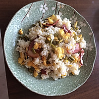 宇宙超级霹雳无敌好吃烟熏火腿酸豆角蛋炒饭的做法图解4