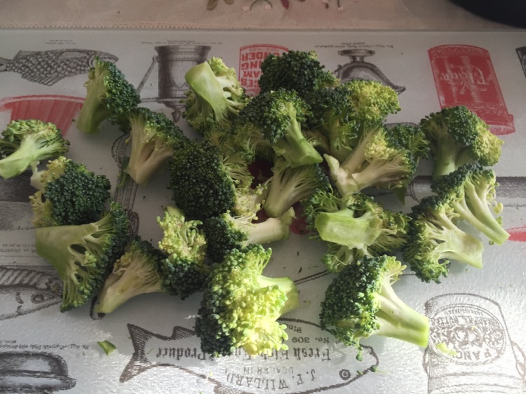 健康蔬菜沙拉的做法图解1