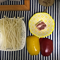 宝宝版 肉末金针菇的做法图解1