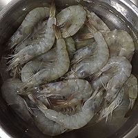 蒜蓉开背虾的做法图解1