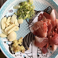 笋炒肉的做法图解2