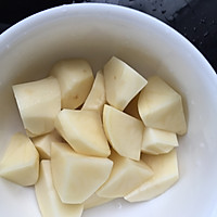 排骨炖土豆的做法图解3