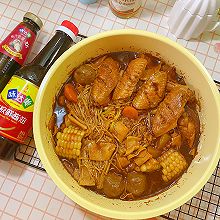#味达美·名厨汁味正当夏#鲜香四溢的鸡翅煲