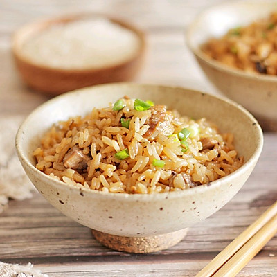电饭煲香菇鸡肉饭