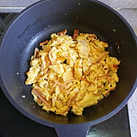 蟹柳煎蛋口袋卷饼的做法图解9