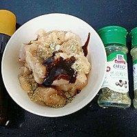 黑胡椒鸡丁的做法图解1