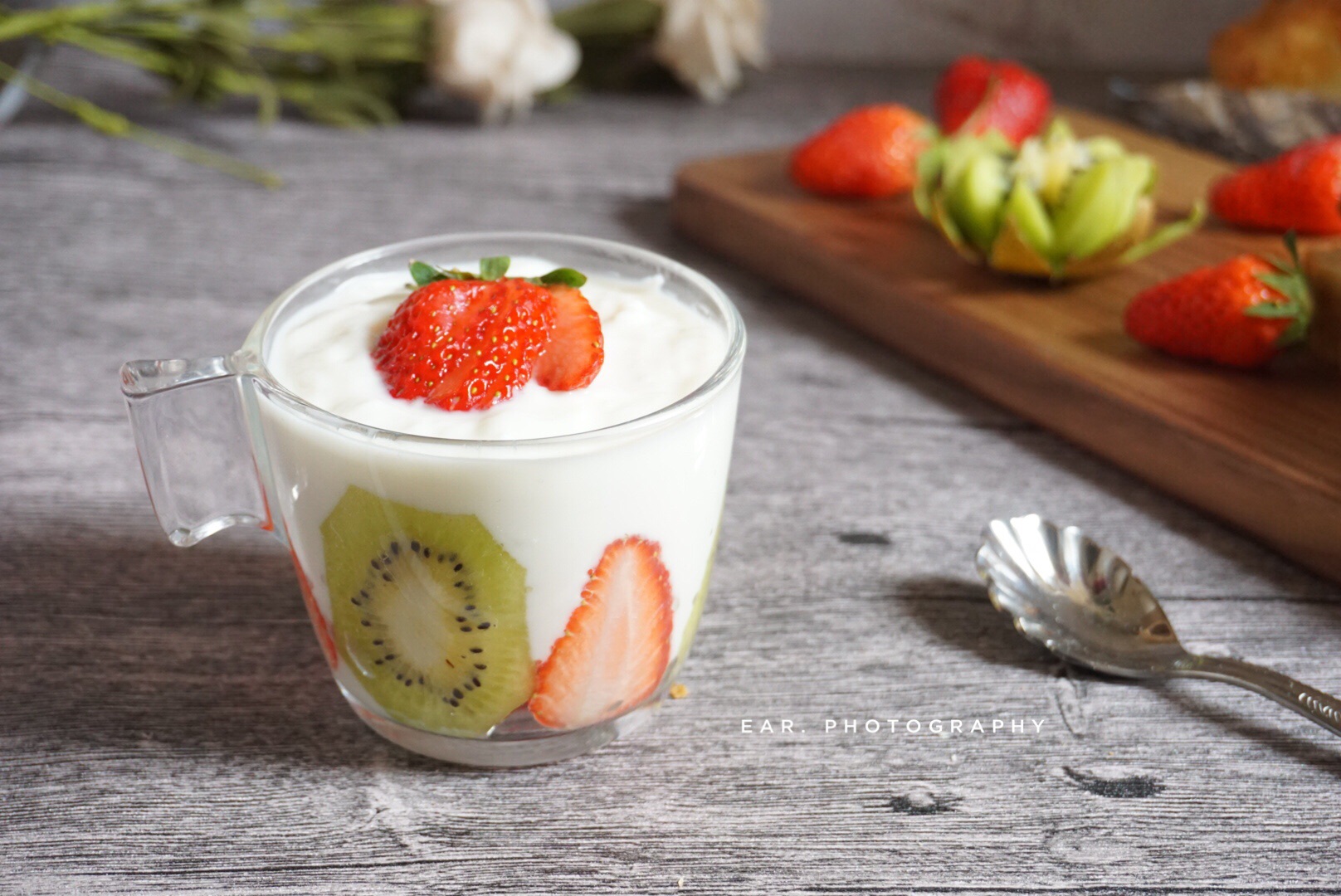 水果酸奶杯怎么做_水果酸奶杯的做法_阅麻_豆果美食