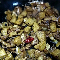 炸芋头焖五花肉的做法图解8