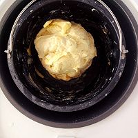 小阳美食-----毛毛虫面包的做法图解3