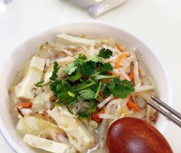 萝卜豆腐粉丝虾皮汤的做法