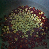 红豆薏米布丁芋圆 ^美容甜品^的做法图解2