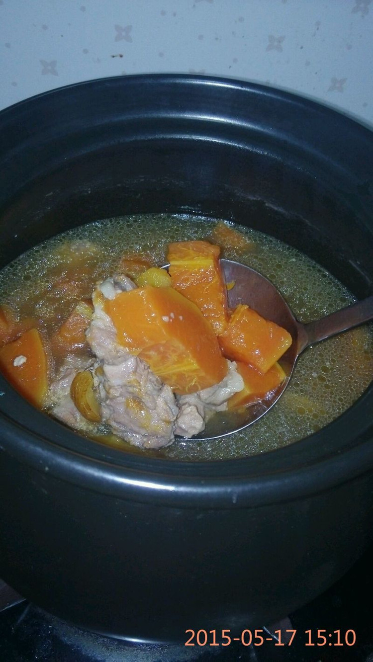 木瓜花生猪骨汤的做法