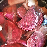 健脾养胃的排骨紫薯汤的做法图解3