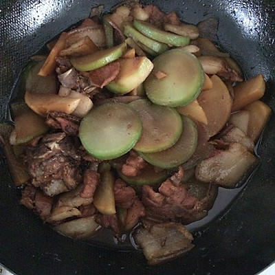 萝卜炖肉