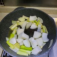 韩式铁板鸡（甜甜辣辣）的做法图解3