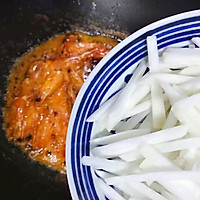 #憋在家里吃什么#虾油贝丁菌菇烩萝卜丝的做法图解10