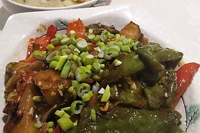 虎皮辣子烧茄子
