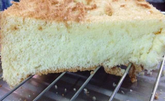 失败的戚风（告诉你不倒扣的后果）