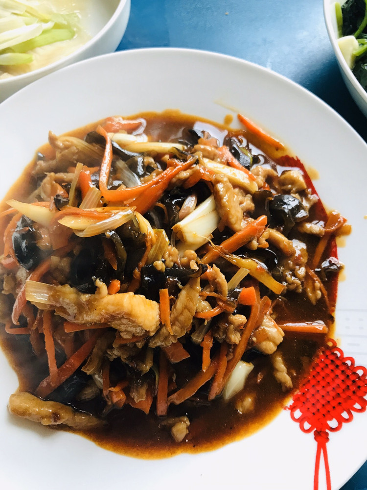 家庭版鱼香肉丝的做法