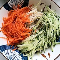 低脂美味||饭桌上不可错过的凉拌金针菇！的做法图解8