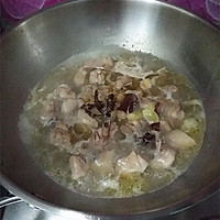 #入秋滋补正当时#香菇焖鸡的做法图解9