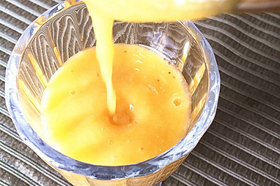 夏日美白果汁——香橙+香蕉