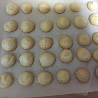 入口即化的蛋白糖的做法图解4