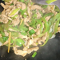 鸡胸肉炒青椒的做法图解5