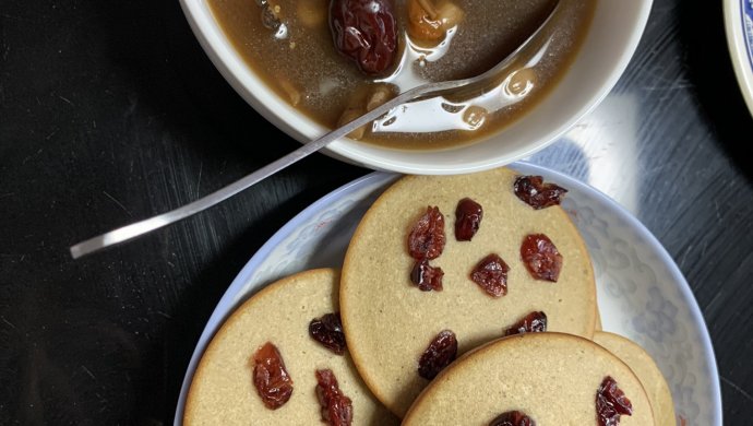 养生茯苓淮山药蜂蜜饼
