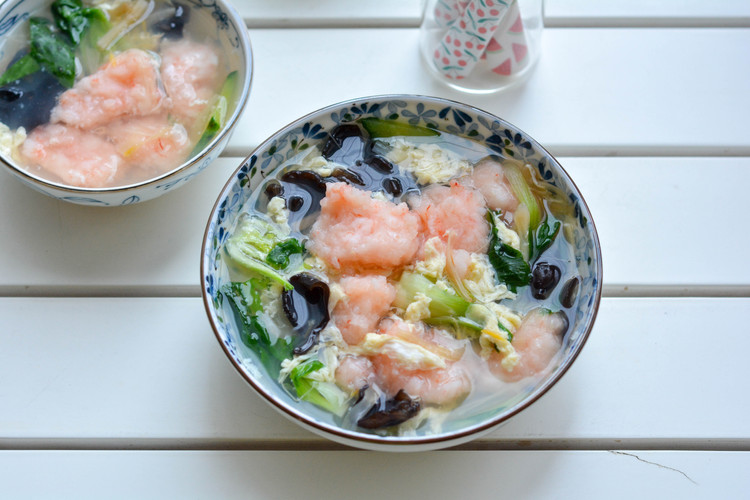 虾滑杂蔬汤的做法